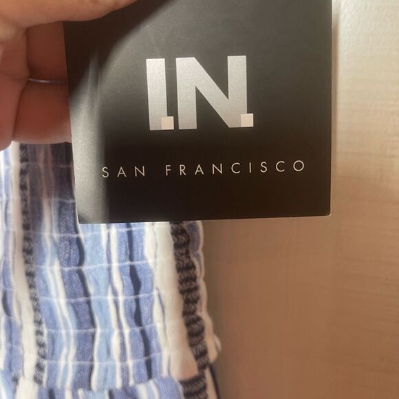 I. N. San Francisco blue and white striped shorts romper, ruffle, size large - Picture 7 of 16